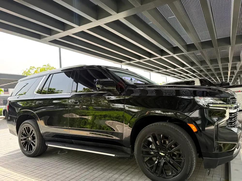 Chavy tahoe 2021  super clean - Image 15