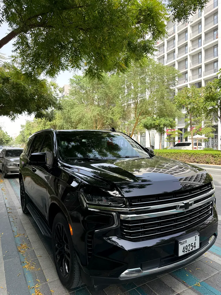 Chavy tahoe 2021  super clean - Image 8