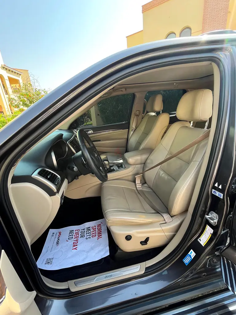 Jeep Cherokee Limited 2017 | GCC Specs | Well Maintained - Image 5