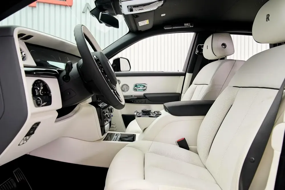 ROLLS ROYCE PHANTOM, 2026, GCC, WARRANTY AND SERVICE CONTRACT, ZERO KM - Image 11