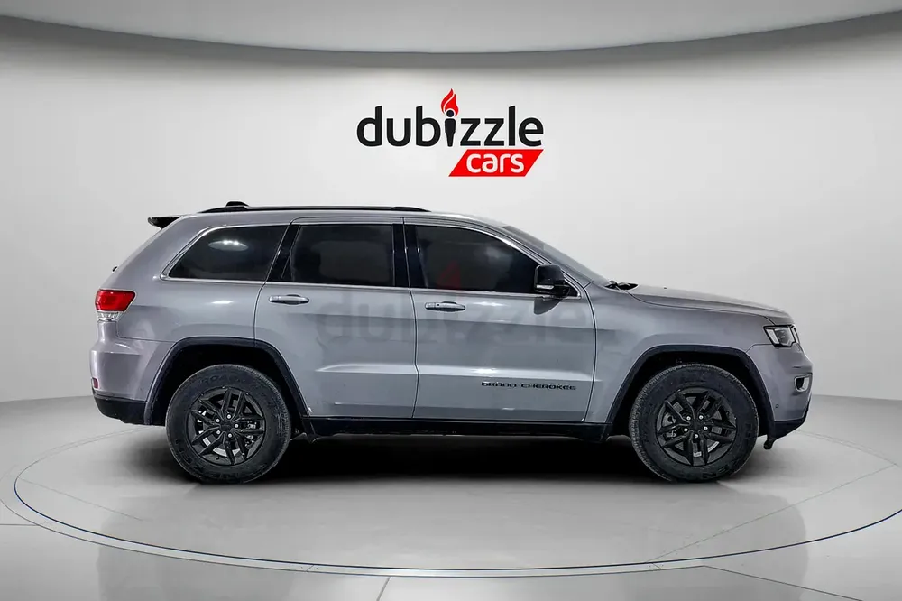 AED 1144/month | 2017 Jeep Grand Cherokee  | GCC Specs | Ref#429979 - Image 4