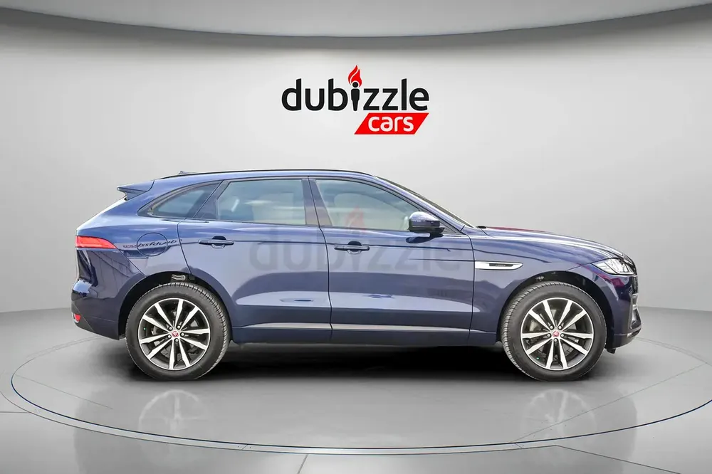 AED 964/month | 2017 Jaguar F-Pace R-Sport | GCC Specs | Ref#404229 - Image 4
