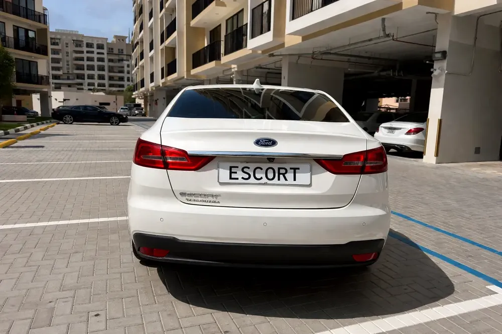 Ford Escort 2020 | GCC | No Accidents | 4 New Continental Tyres | Ready to Drive - Image 4
