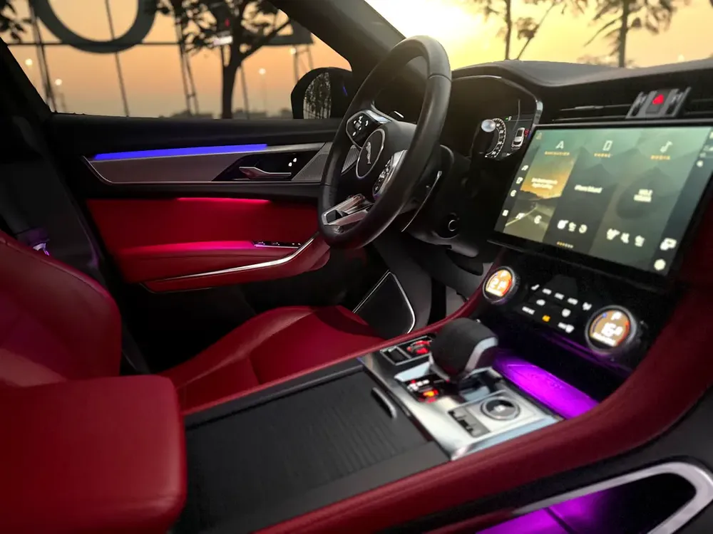 Jaguar F-Pace R-Dynamic 2024 GCC Specs - Image 9