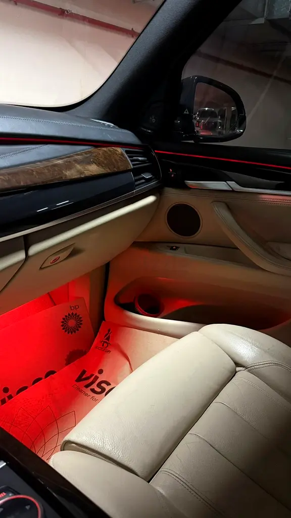 BMW X5 4.4i 2015 GCC Specs - Well Maintained Luxury SUV - Image 9