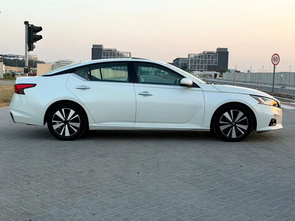 Nissan Altima 2020 SV GCC Specs - Image 8