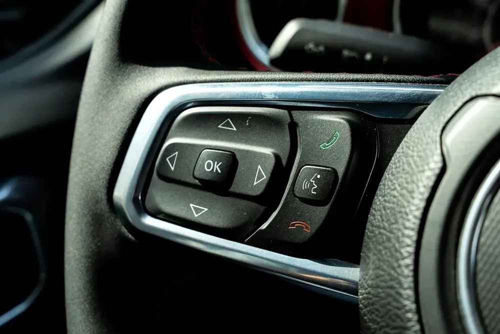 Jeep Wrangler Rubicon 3.6L V6 2023 0kms GCC - Image 18