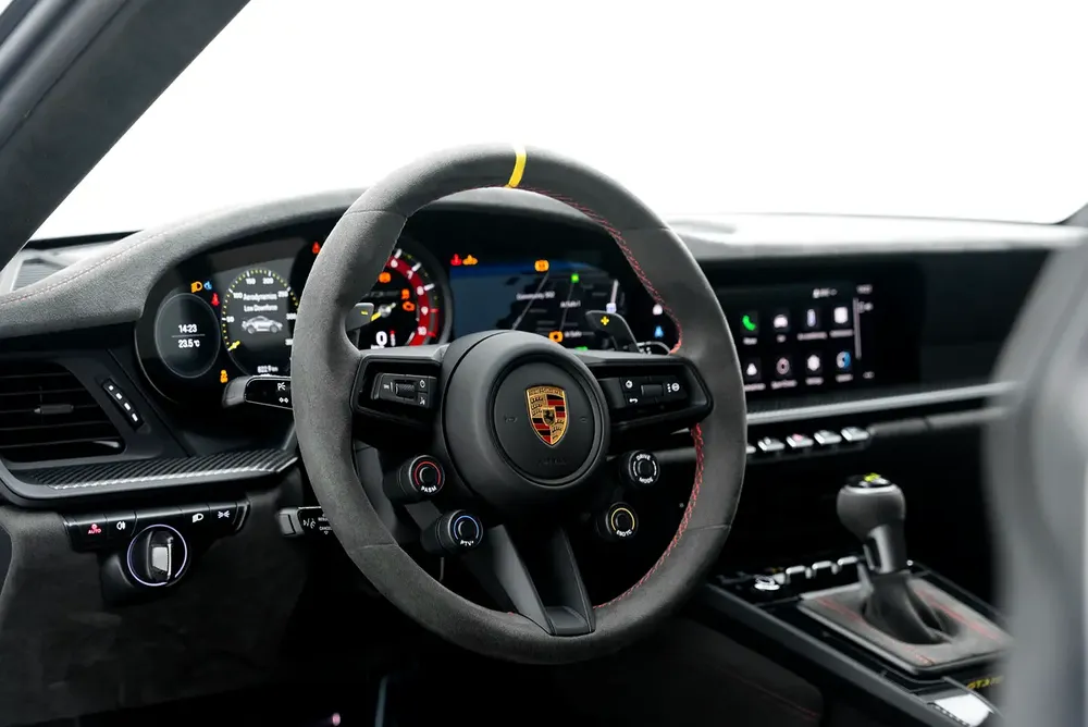 2024 PORSCHE 911 GT3 RS WEISSACH┃GCC┃5 YRS WARRANTY┃CARBON CERAMIC BRAKES┃SUSPENSION LIFTER┃ HIGH SP - Image 6