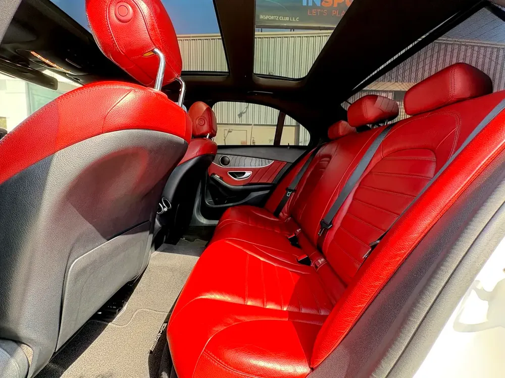 AED 1,360 P.M | 0% DOWN PAYMENT | MERCEDES-BENZ C200 | 2020 | GCC SPECS - Image 12