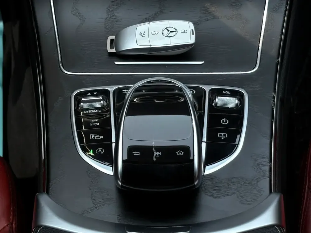 AED 1,360 P.M | 0% DOWN PAYMENT | MERCEDES-BENZ C200 | 2020 | GCC SPECS - Image 16