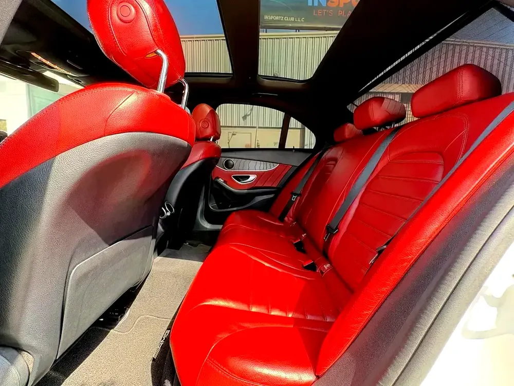 AED 1,360 P.M | 0% DOWN PAYMENT | MERCEDES-BENZ C200 | 2020 | GCC SPECS - Image 18