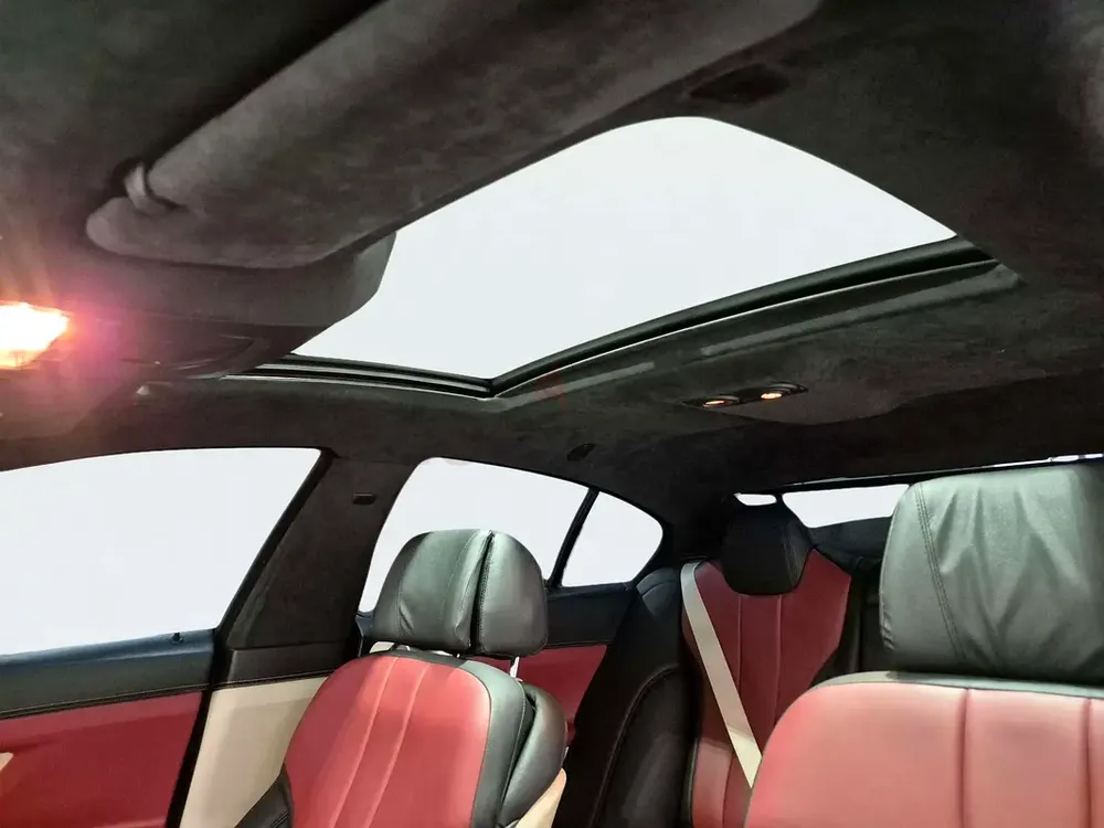 2013 BMW 6-Series 650i 4.4L | GCC Specifications - Image 10