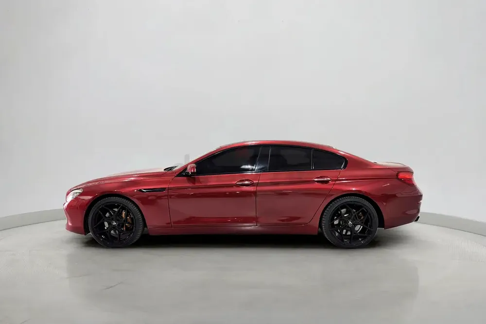 2013 BMW 6-Series 650i 4.4L | GCC Specifications - Image 4