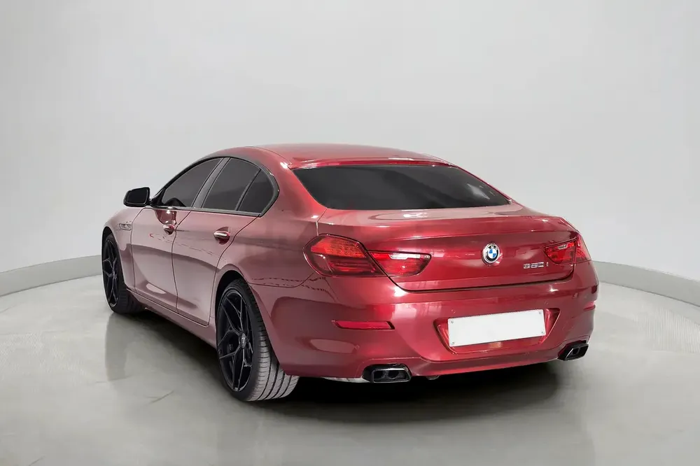 2013 BMW 6-Series 650i 4.4L | GCC Specifications - Image 7