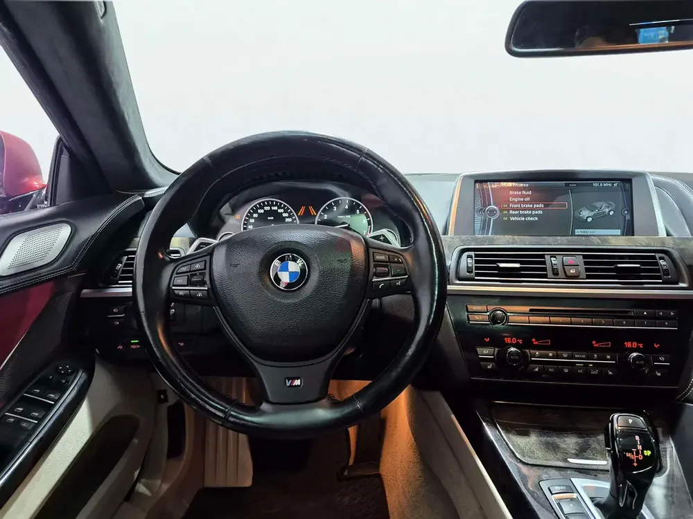2013 BMW 6-Series 650i 4.4L | GCC Specifications - Image 9