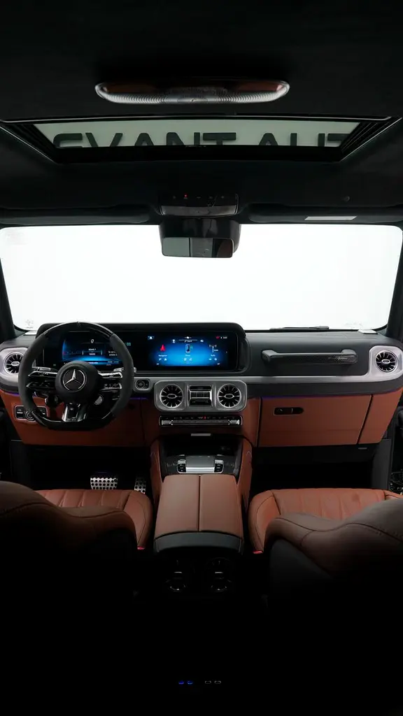 MERCEDES G63 | 2025 | GCC | UNDER WARRANTY | FULL CARBON FIBRE - Image 5