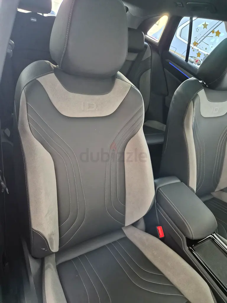 Perfect Condition Electric Volkswagen ID.4 2022 - Image 5