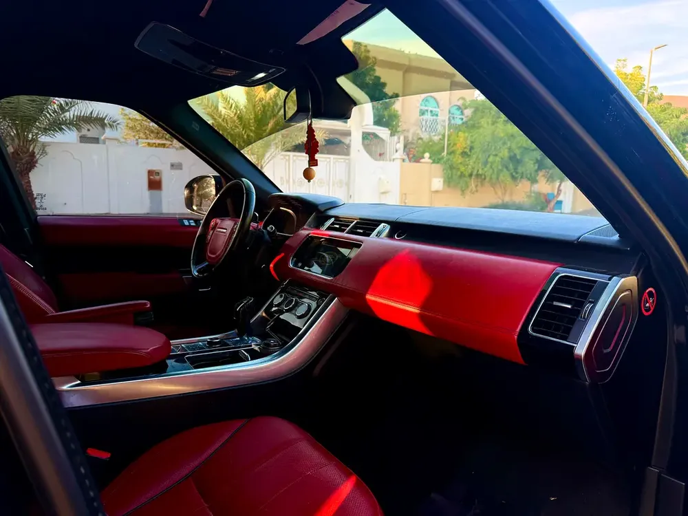 Range Rover Sport 2014 V8 Supercharged 2021 SVR BODY KIT - Image 4
