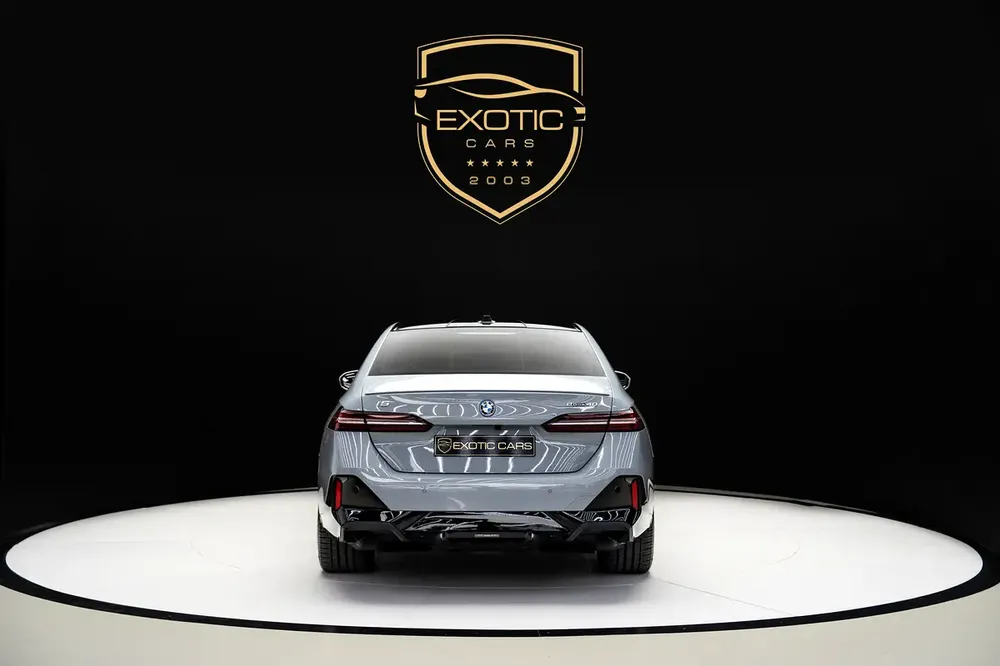 I5 EDRIVE 40 | WARRANTY + SERVICE NOV 2028 | PANORAMIC ROOF | NARDO GREY - Image 5