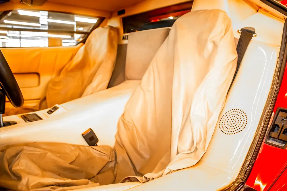 Lamborghini Countach - Image 15