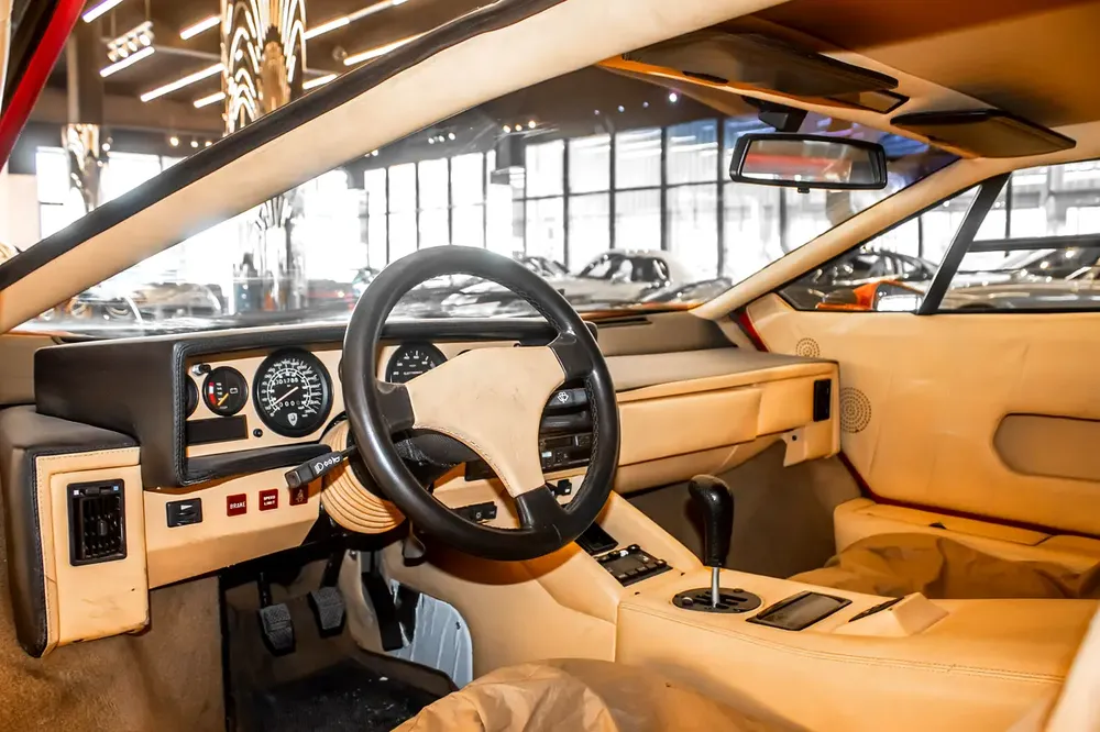 Lamborghini Countach - Image 9