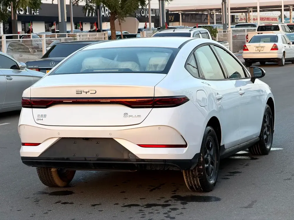 BYD Qin Plus DM-i 2025 - Brand New - Chinese Specs - Available Now! - Image 4