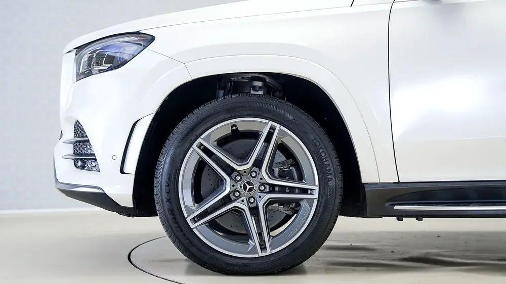 UAE's Very Best Example | 2 Years Free Servicing | AED 5,424 Per Month - Image 11