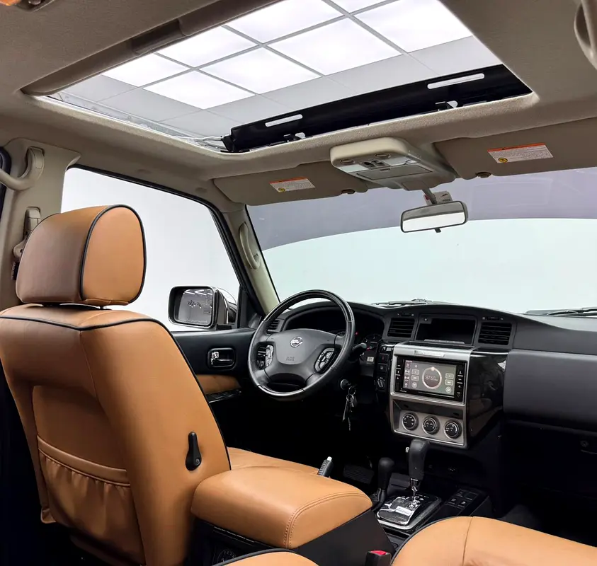 2022 Nissan Patrol Super Safari, Warranty, Service History , GCC - Image 10