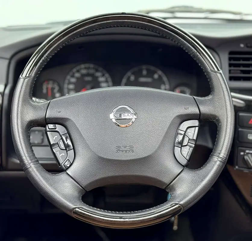 2022 Nissan Patrol Super Safari, Warranty, Service History , GCC - Image 7