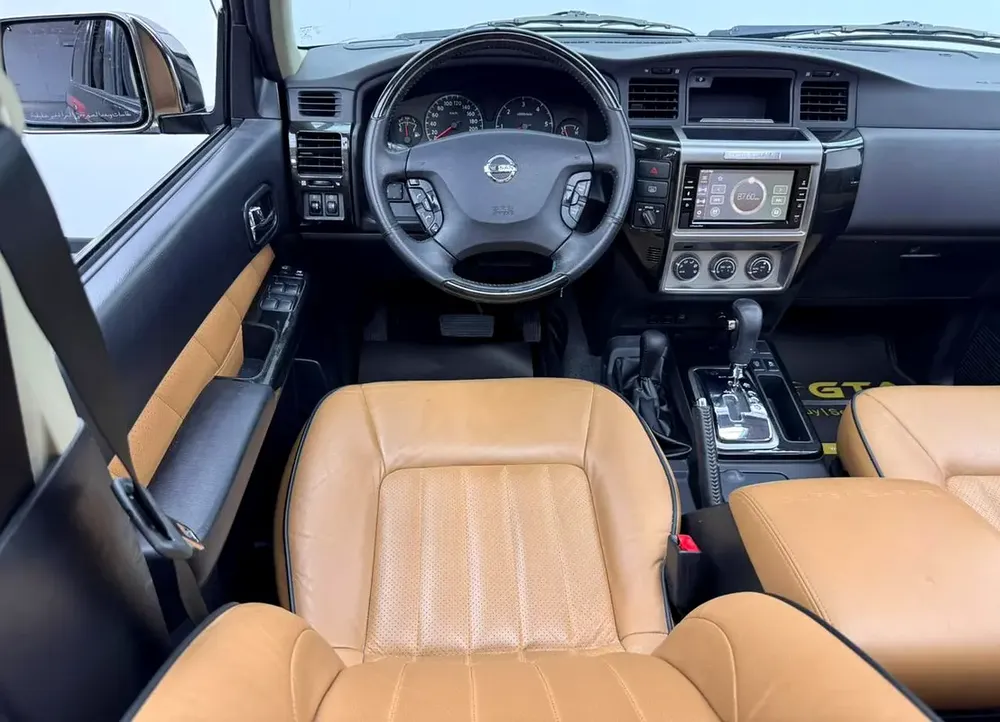 2022 Nissan Patrol Super Safari, Warranty, Service History , GCC - Image 8