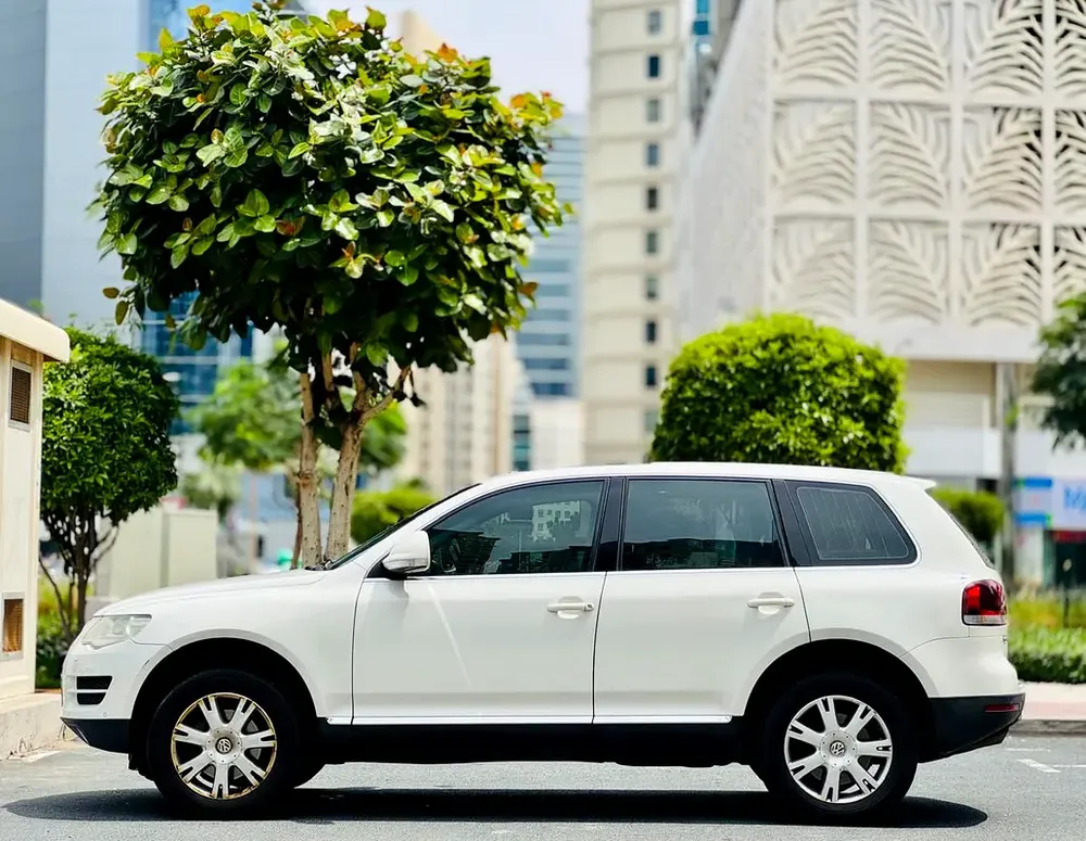 Volkswagen Touareg Highline 2008 - GCC Specs - Image 8