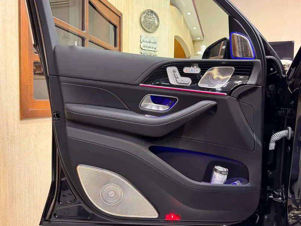 MAYBACH GLS 600 / HIGHEST OPTIONS / 5 YEARS WARRANTY - Image 11
