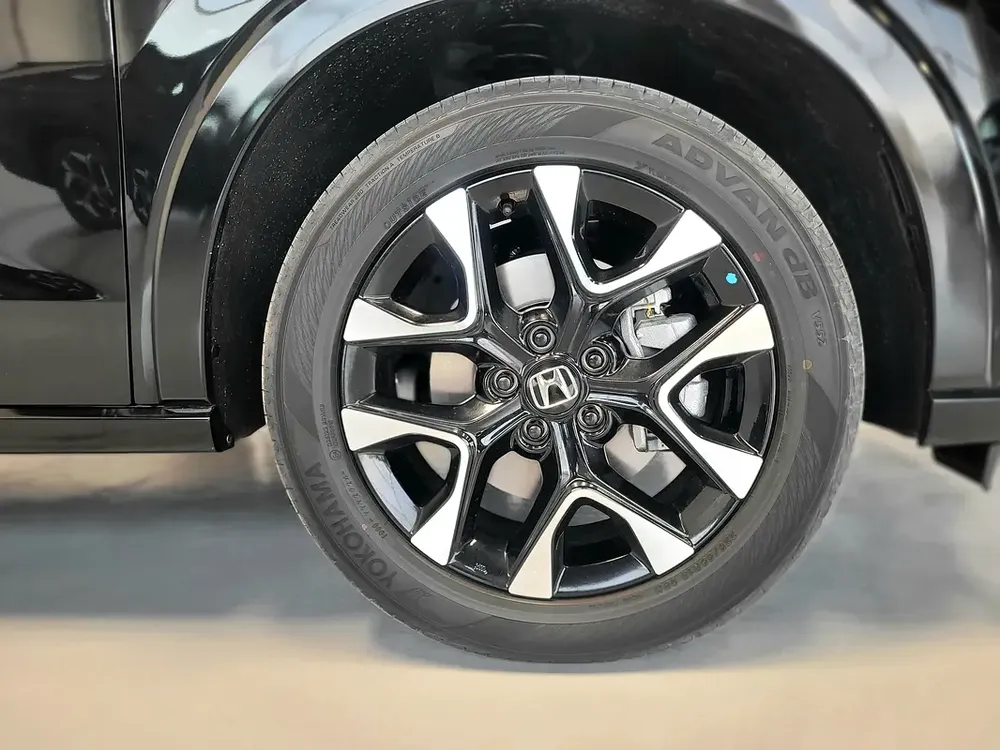 Honda ZR-V EX 2025 GCC Specs - Image 5