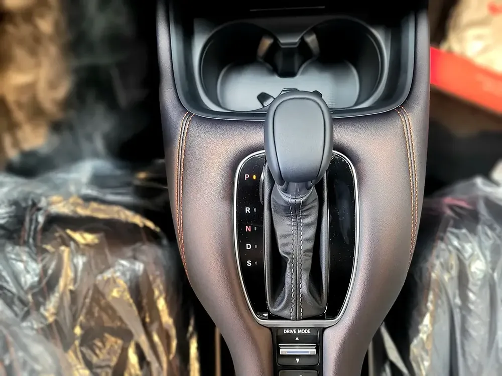 Honda ZR-V EX 2025 GCC Specs - Image 9