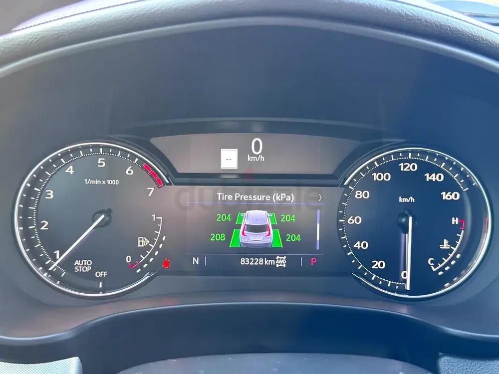 2020 Cadillac XT4 Premium Luxury - Lady Driven - Image 11