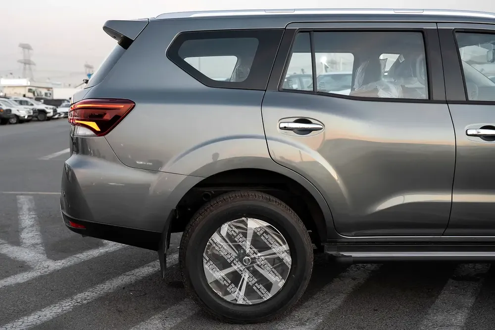 Nissan Xterra Platinum 2025 - Brand New - High Specs - Image 8