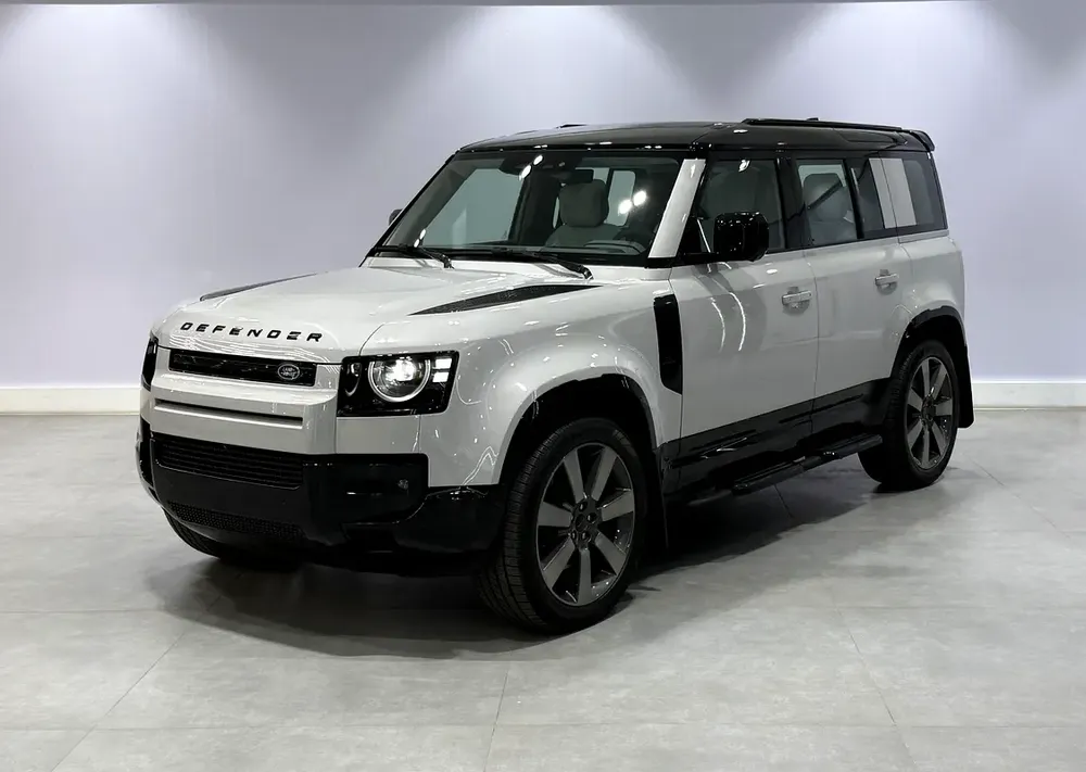 2026 Land Rover Defender 110 X P400 | GCC Specs | Brand New - Image 5