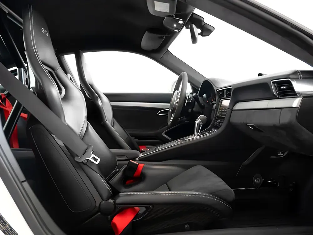CASH ONLY: 479,000 AED | 2015 Porsche 911 GT3 Clubsport / Full Service History / Porsche Warranty - Image 8