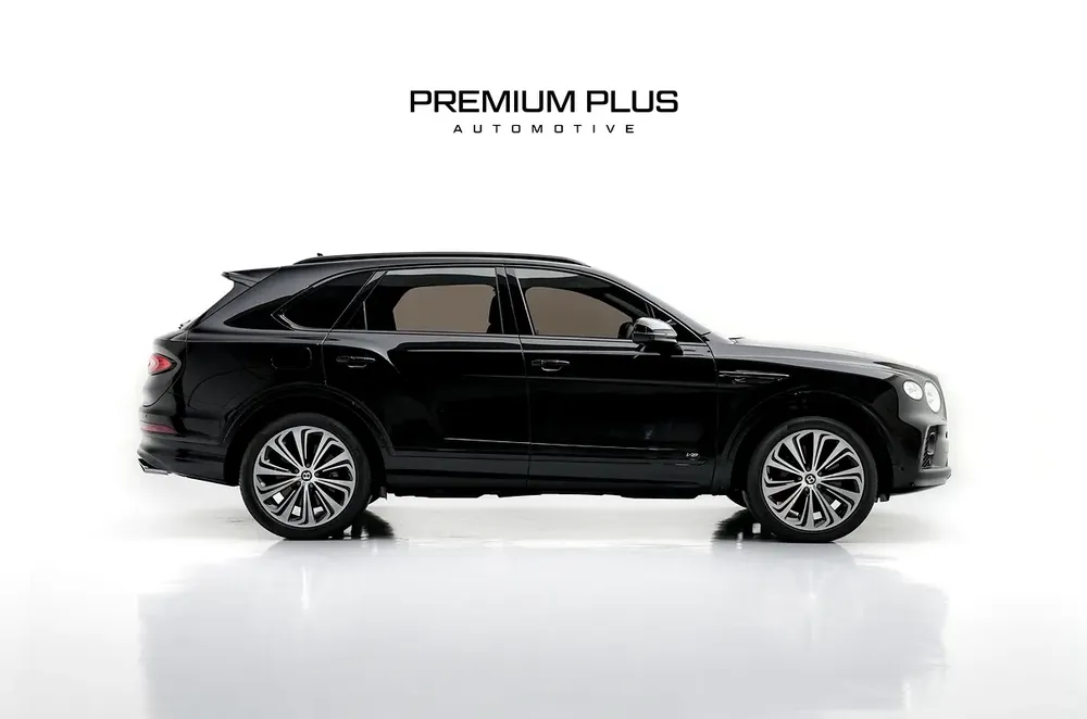 2021 Bentley Bentayga Mulliner Blackline , Warranty, Full Bentley Service History, Fully Loaded, GCC - Image 4