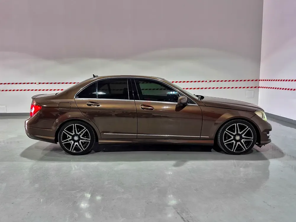 Inspected Car | 2014 Mercedes-Benz C-Class C200 | GCC Specs | Ref#470738 - Image 4