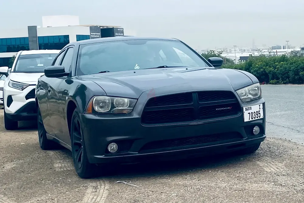 Dodge Charger SXT 2014 GCC Specs - Well Maintained - Image 5