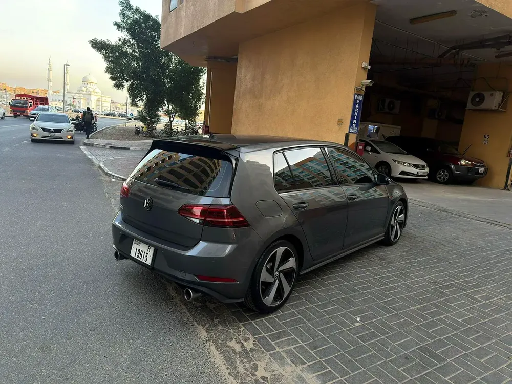 VOLKSWAGEN I GTI I 2019 I GCC - Image 4
