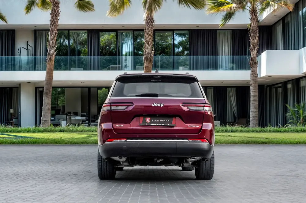 3,330 P.M |  Grand Cherokee Limited | 0% Downpayment | Jeep Warranty! - Image 5