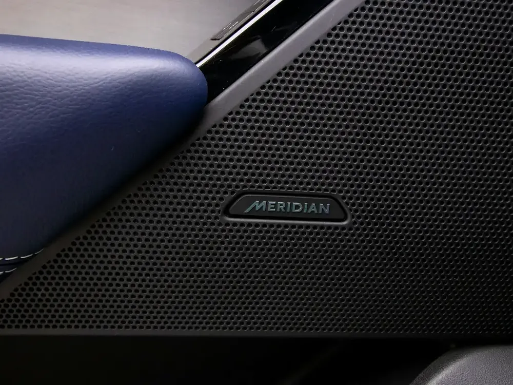 2020 | Range Rover | Velar | R-Dynamic S P250 - Image 15