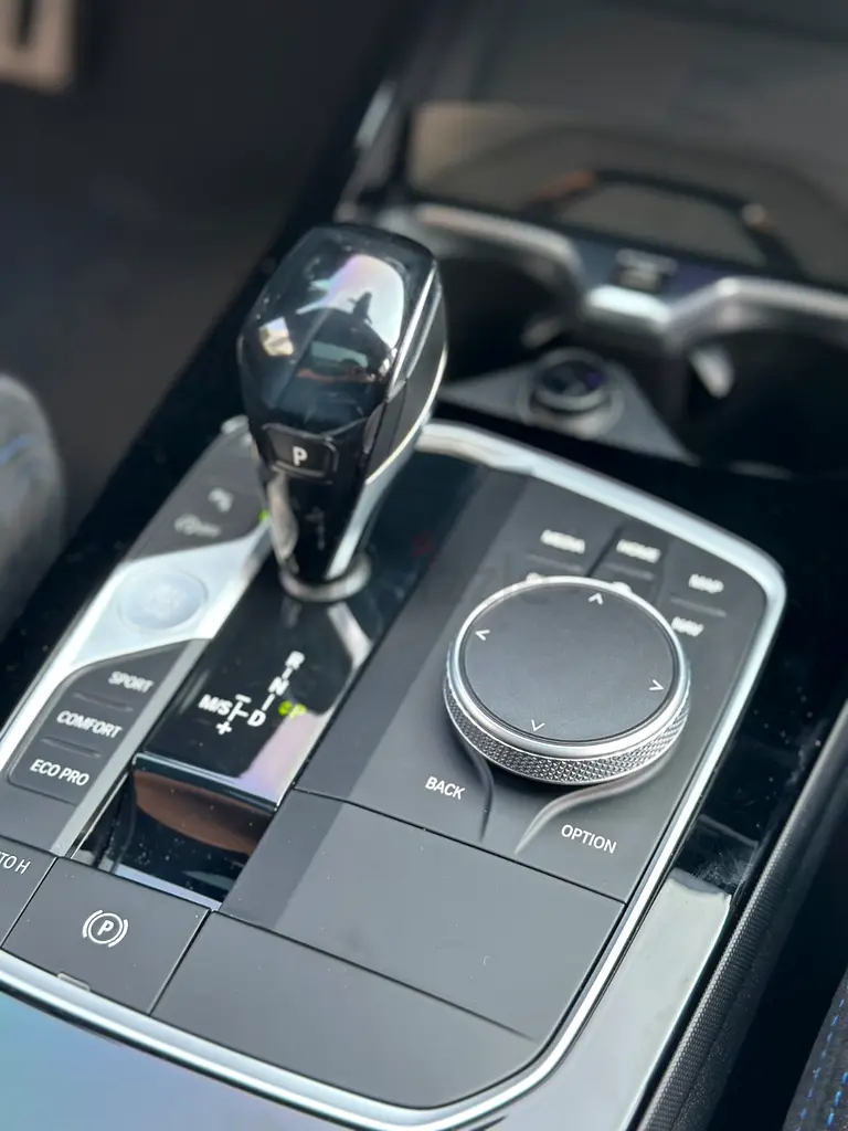 BMW 1-Series 120i M Sport-line 2021 GCC Specs - Image 9