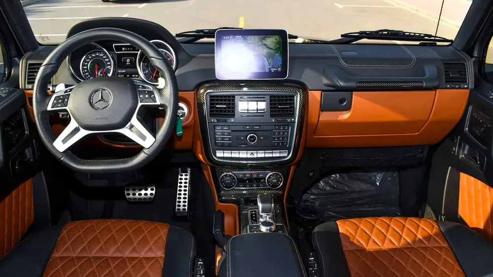 Mercedes-Benz G63 6X6 GCC Spec 2018 - One of two made - Rare! - Image 13