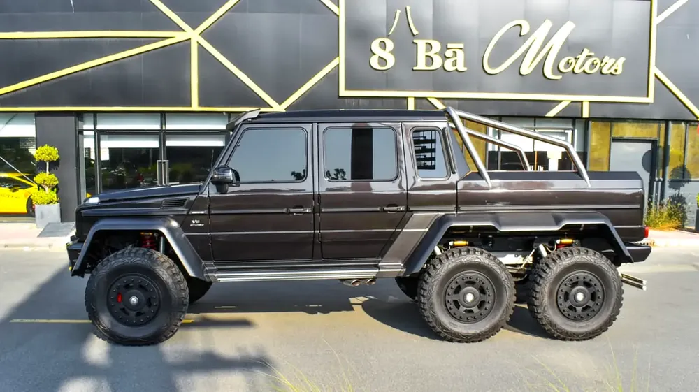 Mercedes-Benz G63 6X6 GCC Spec 2018 - One of two made - Rare! - Image 4