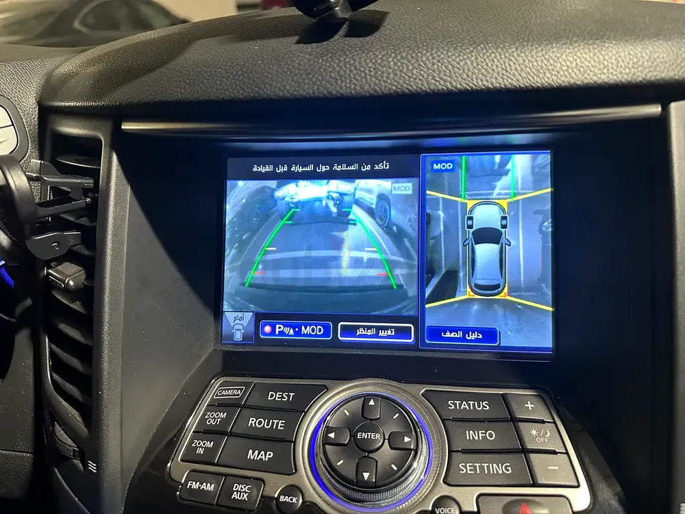 Infiniti QX70 Luxury Plus 2018 | GCC Specs | Pristine Condition - Image 4