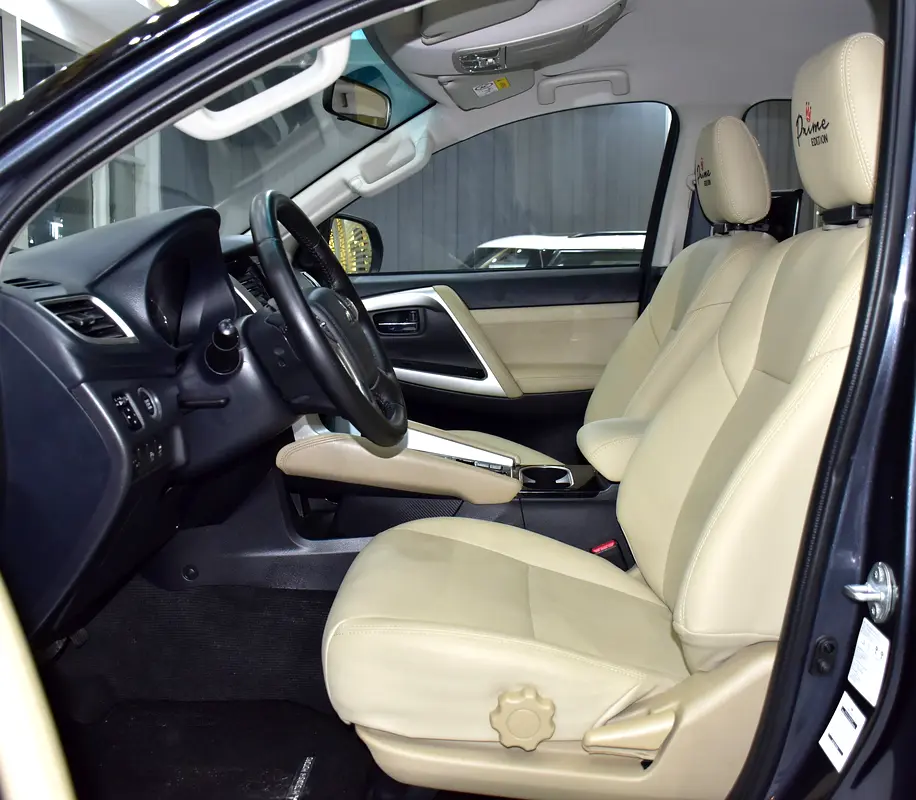 AED 1,928 EMi at 0% DP | Mitsubishi Montero Sport Prime Edition ( 2023 Model ) in Grey Color GCC Spe - Image 10