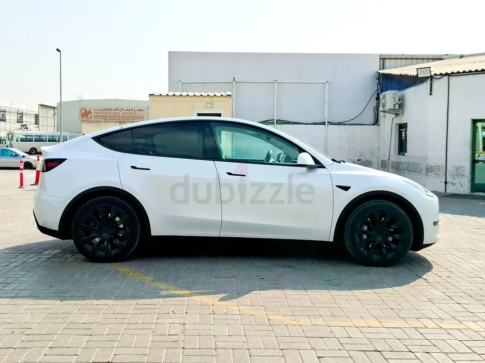 AED 1520/month | 2023 Tesla Model Y  | GCC Specs | Ref#410099 - Image 4